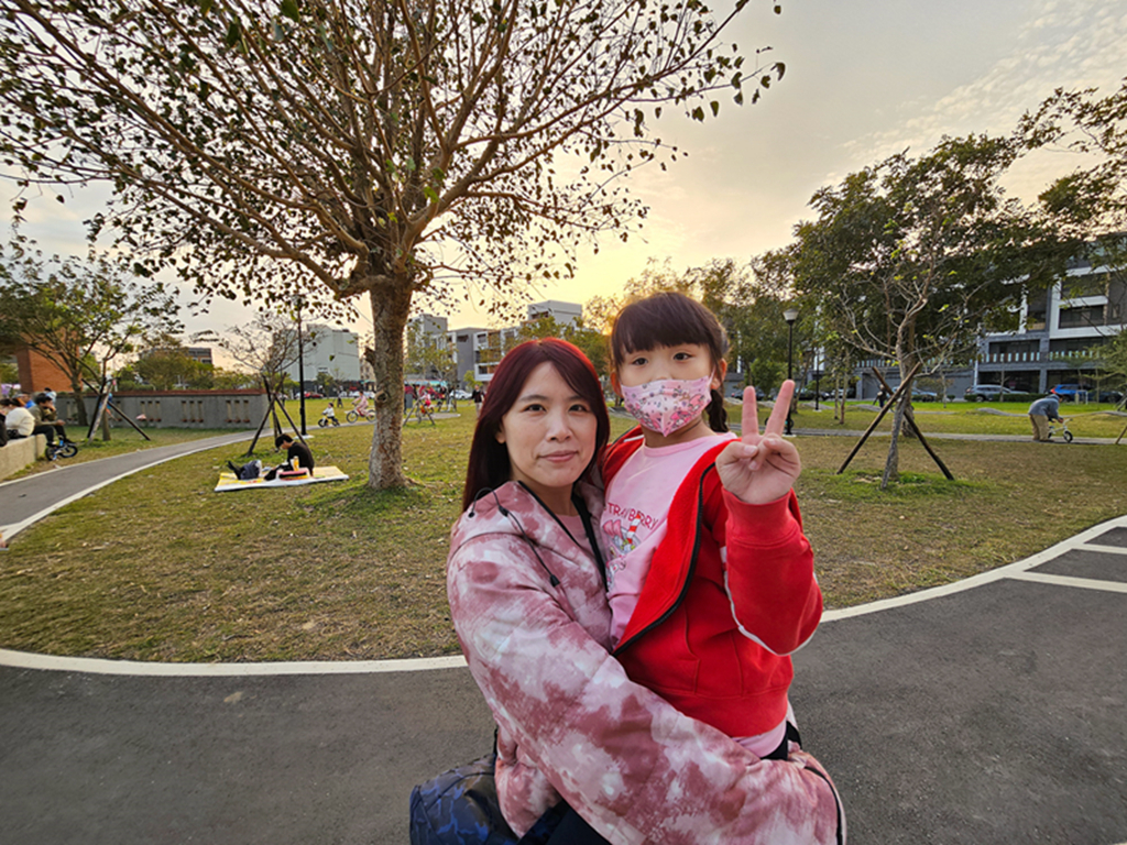 【新竹特色公園】戰車造型冒險塔~公五特色公園|體能挑戰 × 滑步車道 × 盪鞦韆|湖口親子放電新基地| - 第22張圖