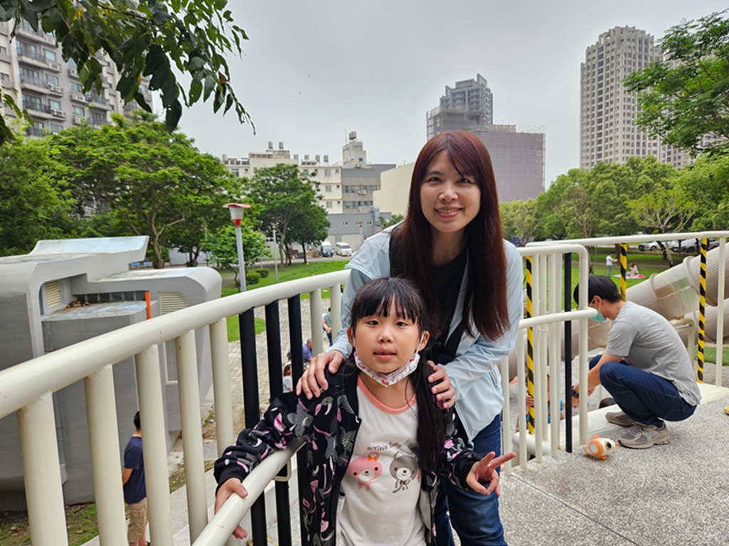 【新竹特色公園】音符遊戲場~竹北高鐵公兒十一公園|透明雙水管溜滑梯|攀爬挑戰區|沙坑&休息區 - 第23張圖