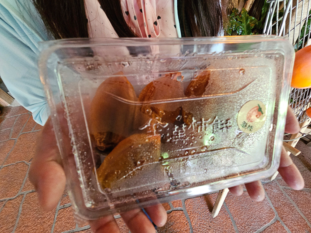 【新竹景點】秋天限定曬柿場~金漢柿餅教育農園|體驗・手作・柿染|新埔親子一日遊 - 第13張圖