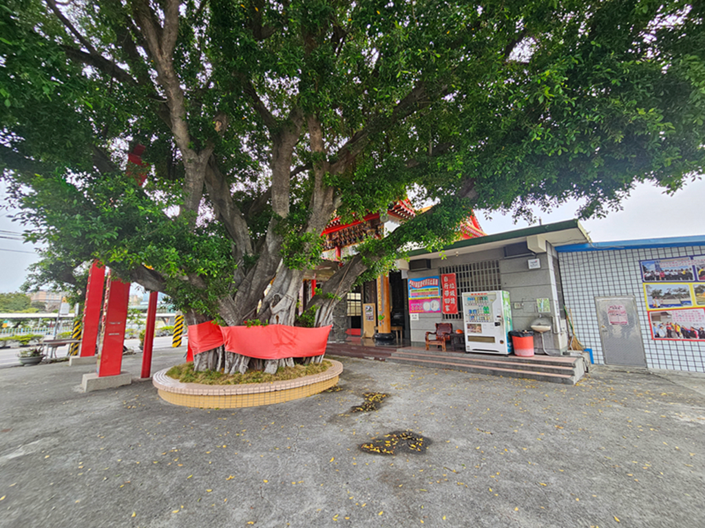 【台中特色公園】潛水艇共融遊戲組~大里仁化公園|旋轉遊具|多種健身器材|臺中美樂地 - 第10張圖