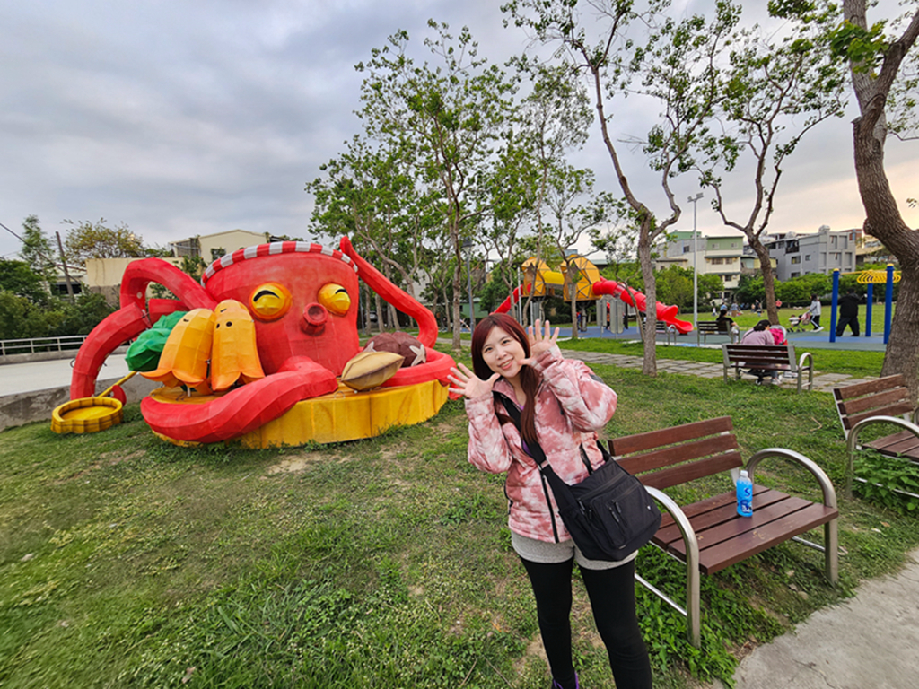 【台中特色公園】大黃蜂奇幻溜滑梯~大里瑞城公園｜綠色能量補給站｜親子同樂首選一起放電｜臺中美樂地