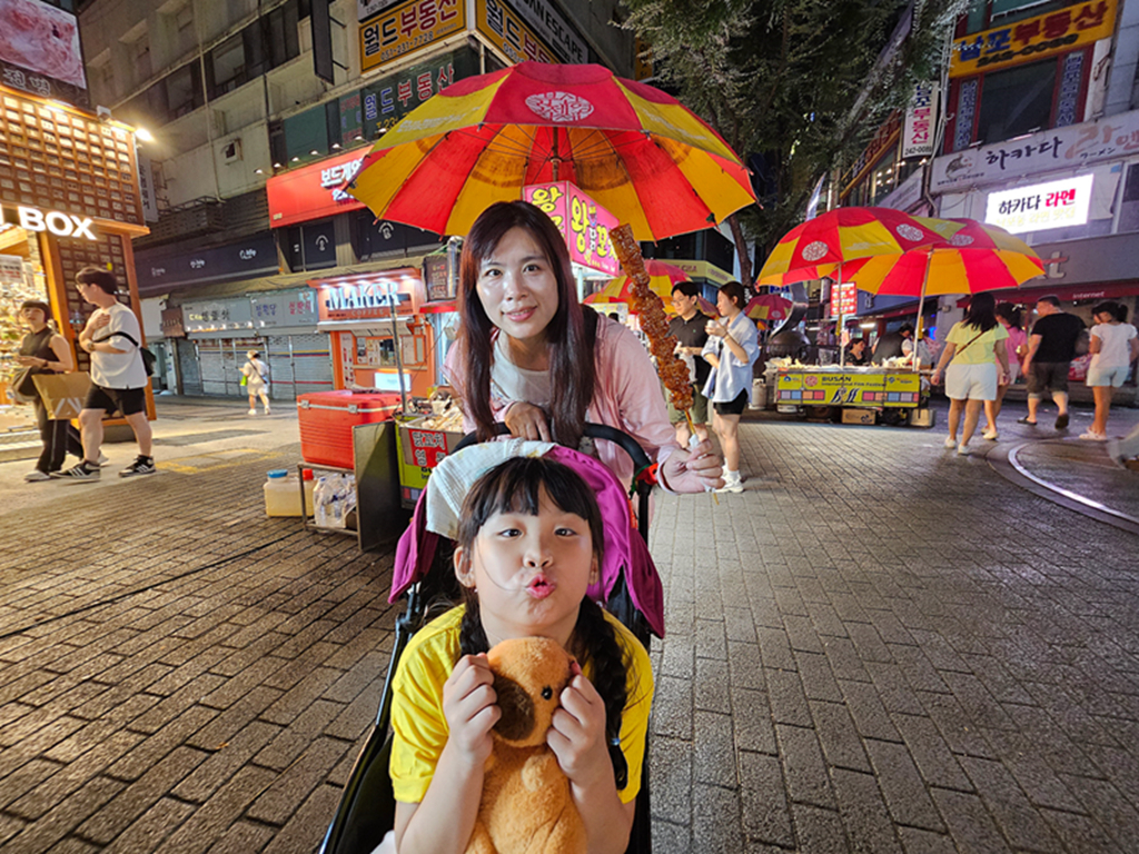 【韓國釜山景點】夜景＋氛圍＋消夜美食~釜山BIFF 廣場│小吃的天堂、卡路里的煉獄、荷包的地獄