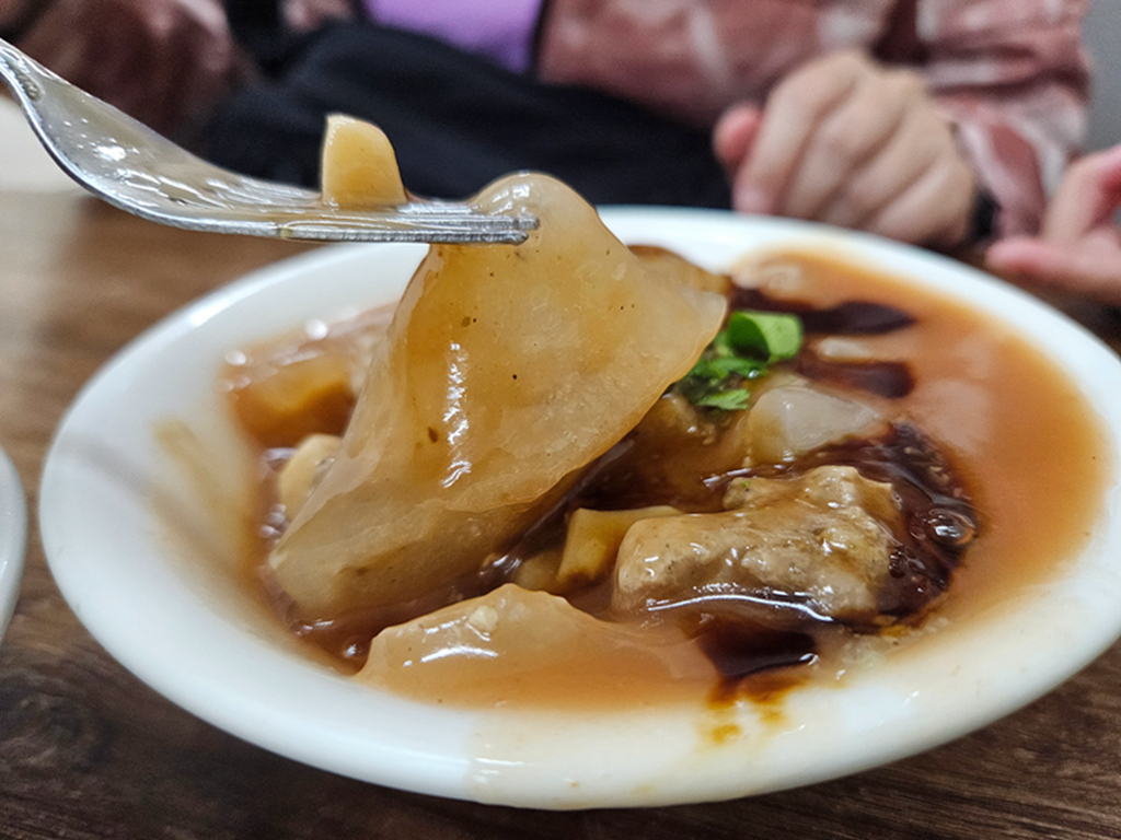 【台中小吃美食】在地老饕私心推薦~大里古早味肉圓李｜芋香蘿蔔糕｜必點豬血湯｜冬瓜山粉圓