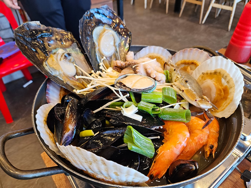 【韓國釜山美食】青沙浦30年海鮮老店~海林家해림이네│海鮮蔥煎餅│炭火烤貝海鮮套餐│青沙浦海景餐廳