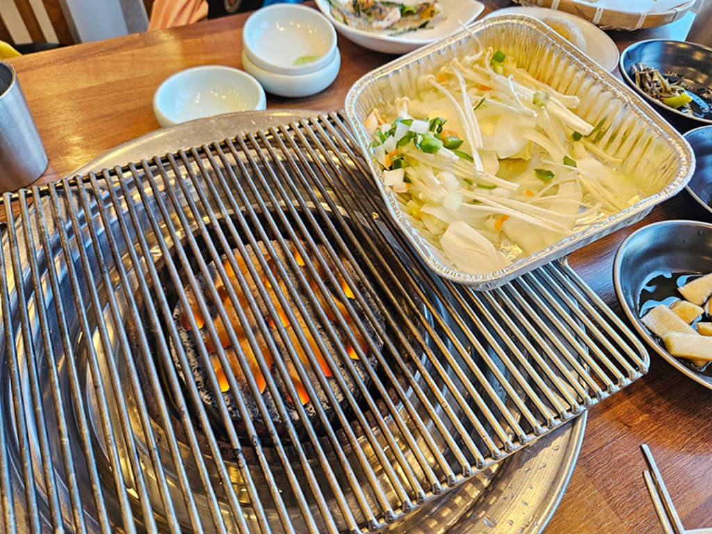 【韓國釜山美食】青沙浦30年海鮮老店~海林家해림이네│海鮮蔥煎餅│炭火烤貝海鮮套餐│青沙浦海景餐廳