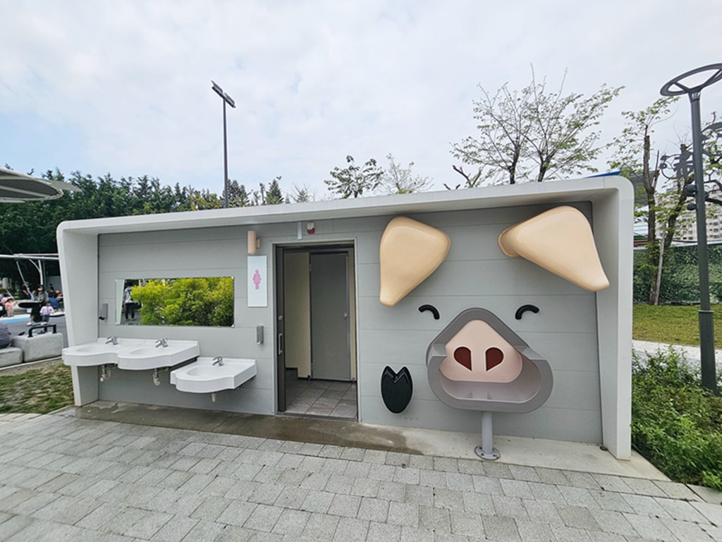 【台中特色公園】豬主題特色遊戲場~北區豬事圓滿公園｜攀爬滑梯＋旋轉盤親子放電好去處｜多功能體健區｜必打卡地標｜臺中美樂地