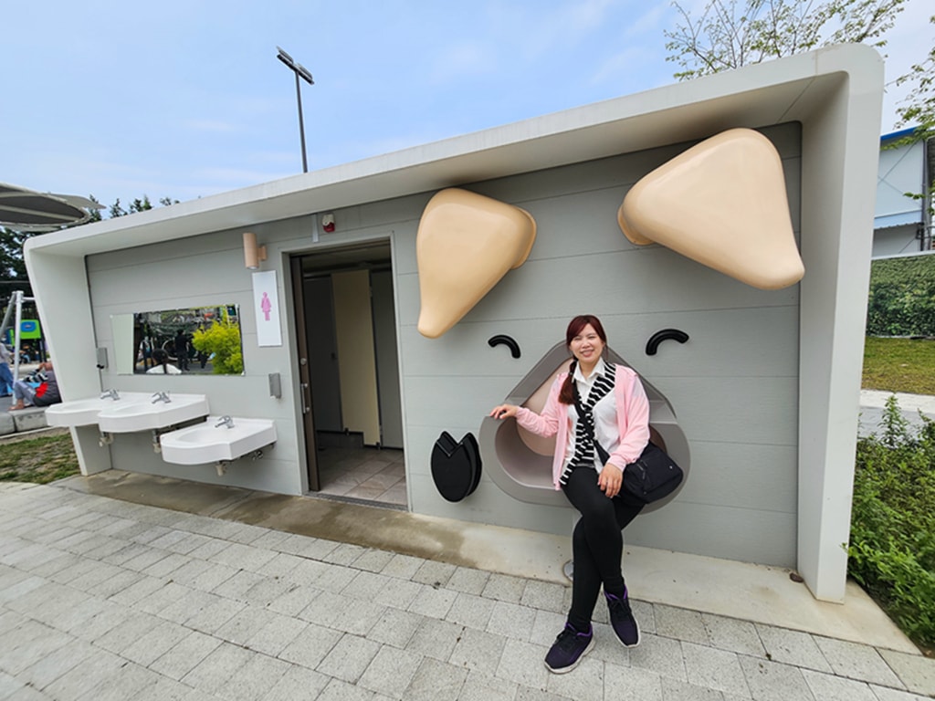 【台中特色公園】豬主題特色遊戲場~北區豬事圓滿公園|攀爬滑梯+旋轉盤親子放電好去處|多功能體健區|必打卡地標|臺中美樂地 - 第18張圖 【台中特色公園】豬主題特色遊戲場~北區豬事圓滿公園|攀爬滑梯+旋轉盤親子放電好去處|多功能體健區|必打卡地標|臺中美樂地