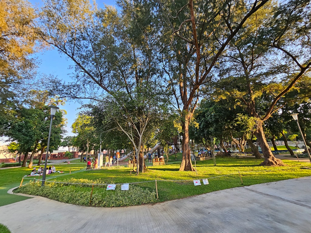 【台中特色公園】猴森堡壘遊戲場~后里森林公園｜森林裡的雙塔溜滑梯｜小小冒險步道｜攀爬設施+繩索挑戰區｜搖籃吊床區｜臺中美樂地