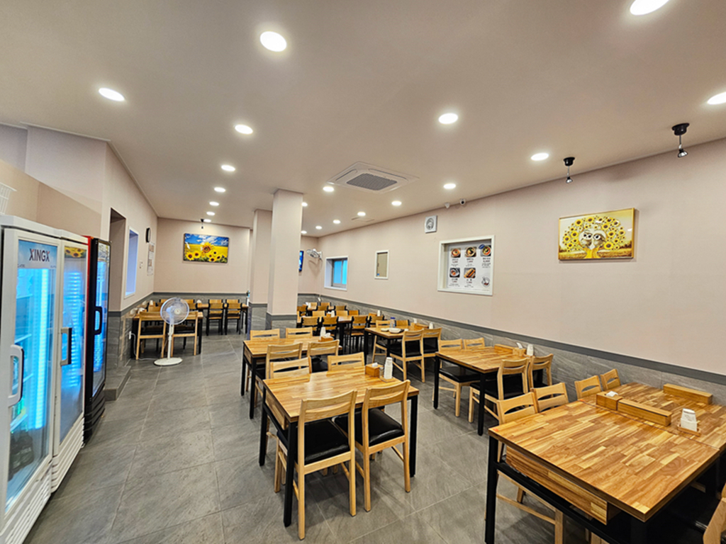 【韓國釜山美食】韓國在地人也愛的市場美食~釜山海雲台傳統市場｜炸物、蒸餃、在地小吃一路吃不停｜蜂巢冰淇淋+鯛魚燒｜爐紅餃子刀削麵