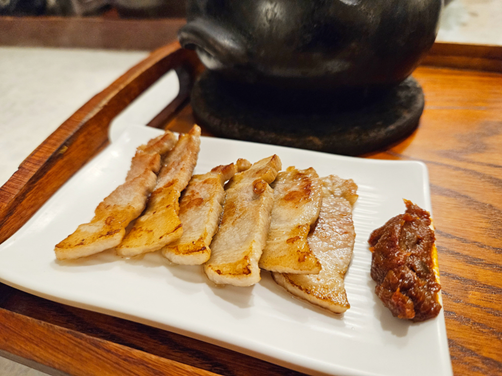 【韓國釜山美食】釜山南浦洞美食推薦～嬤嬤大醬마마된장 남포점│韓式家常味很可以│札嘎其站步行可到
